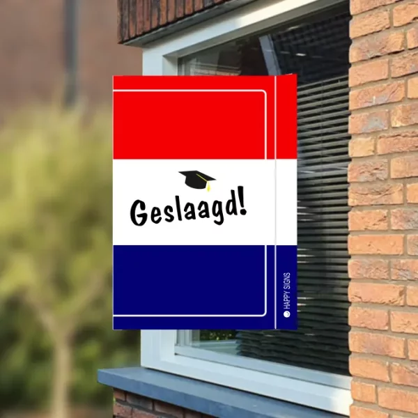 Raambord geslaagd - Nederlandse vlag - op ruit