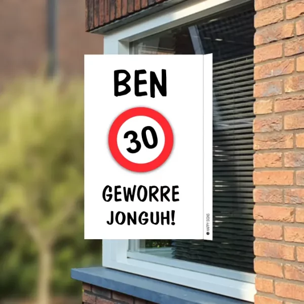 Raambord verjaardag - Ben 30 jaar - op ruit